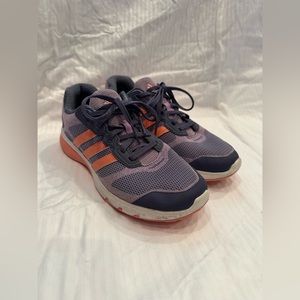 Women’s Tennis Shoes Size 6